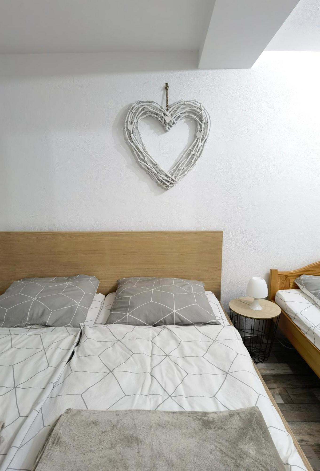 Ferienwohnung - Appartement "Painted Horse" Im Herzen Des Pfaelzer Waldes Reichenbach-Steegen Екстериор снимка